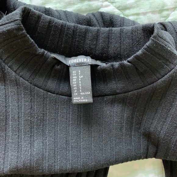 Mock turtleneck LBD - Picture 2 of 3